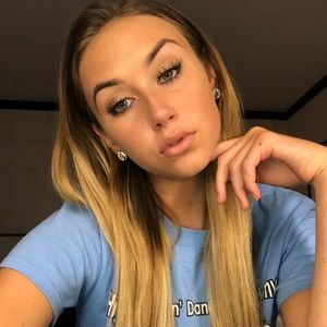 Meet your Posher, Camryn